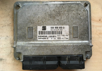 Calculator ecu Seat Ibiza 4 (2002-2009)  03E906033D