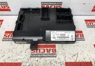 Calculator / Modul Confort Ford Fiesta 6 Motor 1.4 Cod : 8V5115K600CG  / 030082016202