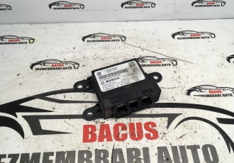 Calculator modul parcare Opel astra J cod: 22810361