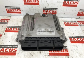 Calculator motor ECU Cod: 237104376R / 237104627R / 0281030899 Renault Captur [2013 - 2017] 