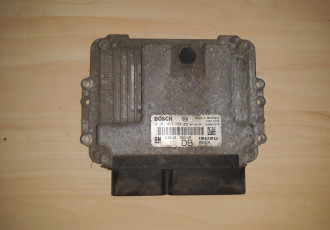 Calculator motor(ECU) pentru Opel insignia cod: 55598045