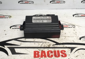 Calculator senzori parcare citroen C4 Picasso / C5 cod 9663821680 / 0263004204