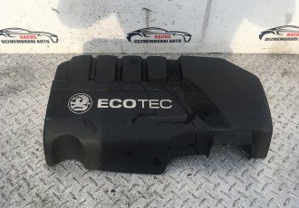 Capac motor Opel Astra H motorizare 1.3 CDTI An 2004 -2010 cod 55557343V