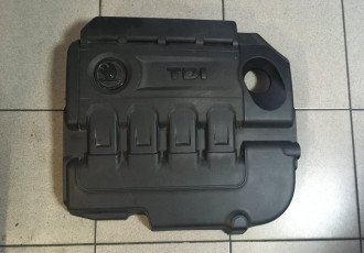 Capac motor Skoda Octavia 3 1.6 TDI cod: 04l103954t