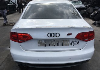 CAPOTA PORTBAGAJ SPATE Audi A4 B8 Limuzina An 2011 Motor 2.0 TDI cu defect