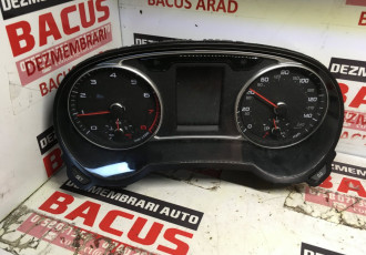 Ceas bord Audi A1 8X cod: 8xa920980d