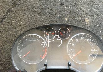 Ceas bord Audi A3 8P cod: 8P0920980J