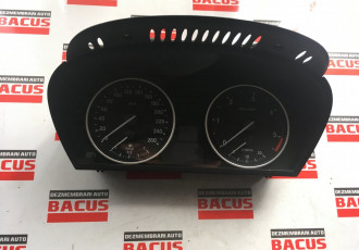 Ceas bord BMW X5 cod: 9153843