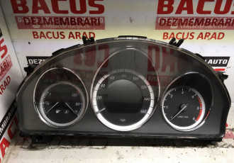 Ceas bord Mercedes C-class W204 cod: a2049005702