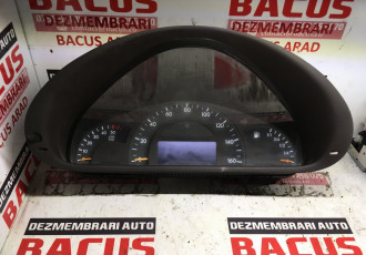 Ceas bord Mercedes W203 cod: a2035403147