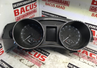 Ceas bord Skoda Superb cod: 3t2920941m