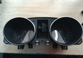 Ceasuri bord 5k0920960m VW Golf 6 1.4 tfsi 5k0920960m