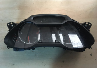 Ceasuri bord 8K0920980B Audi A4 B8 