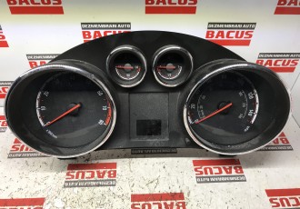 Ceasuri Bord Opel Meriva B Motor 1.4 Benzina An 2010 Cod : 13346176