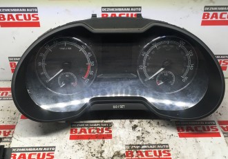 Ceasuri Bord UK Skoda Octavia 3 Facelift An 2018 Cod 5E0920981E