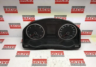 Ceasuri Bord Volkswagen Tiguan Cod 5N0920971E