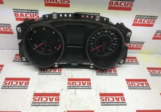Ceasuri bord VW Passat B8 2.0 TDI COD: 3G0920941