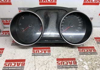 Ceasuri Bord Vw Polo 6R An 2015 Cod : 6C0920731C