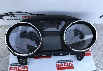 Ceasuri / Ceas Bord UK Opel Astra K Motor 1.6 Cdti An 2017 Cod 39102857