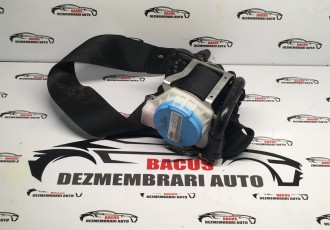 Centura dreapta fata Mercedes-benz A-class (w176) A 180 Cdi an 2017 cod piesa 307494599228 AG