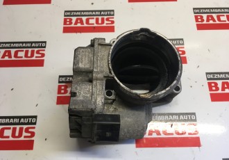 Clapeta acceleratie Audi A4 B7 cod: 03g128063c