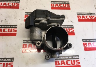 Clapeta acceleratie Audi A4 B8 cod: 03l128063e