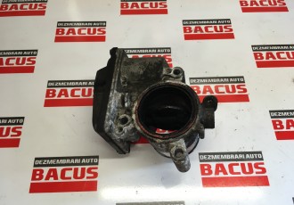 Clapeta acceleratie Audi A4 B8 cod: 03l128063r