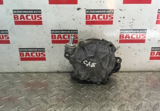 Clapeta acceleratie Audi A4 B8 cod: 03l145100