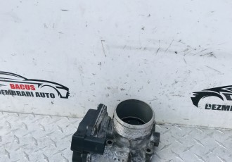 Clapetă Accelerație Audi A5 / A4 b8 2.0 CDN 06F133062J