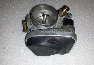 Clapeta acceleratie Opel Astra H Z16XER GM 55560398