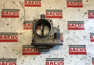 Clapeta Acceleratie Volkswagen Golf 5 038128063C