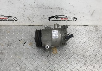 COMPRESOR AC VOLKSWAGEN PASSAT B8 2015 COD: 5Q0820803D