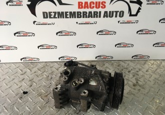 Compresor Clima Hyundai I20 IX20 Kia Venga Rio 1.4 Crdi Euro 5 Motor D4FC