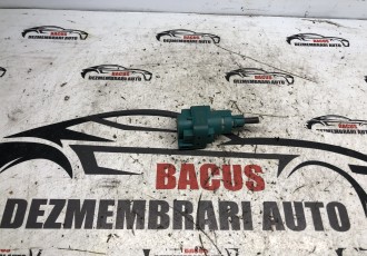 Comutator lumini frana ERA 330544 : AUDI A3, FORD Galaxy, SEAT Alhambra, SEAT Cordoba, SKODA Octavia, VW