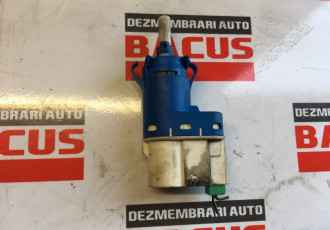 Comutator lumini frana Ford Focus 2 cod: 3m5t 9c872 ac