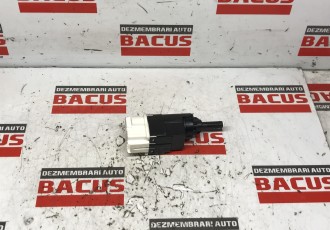 Comutator lumini frana Renault Captur cod: 253206170r