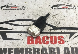 Comutator lumini frana Renault Captur cod: 253206170r