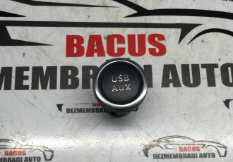 Conector mufa AUX / USB  Suzuki Ignis 2019