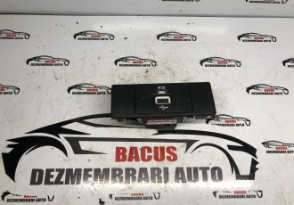 Conector usb card pentru Ford Mondeo 5 mk5 2015 cod- GC3T-14F014-AA