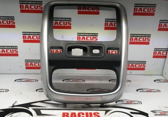 CONSOLA CENTRALA Dacia Duster  trim 681041954R 