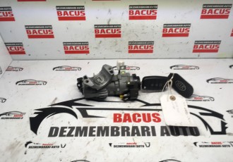 Contact Cu Cheie Kia CARENS An 2014 Motor 1.7 Diesel cod- 49a610 1110 2