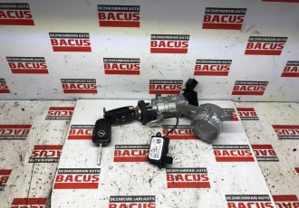 Contact cu cheie tip briceag Opel Astra J 2009-2012