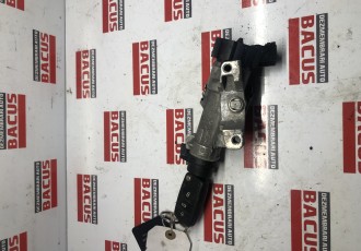 Contact cu cheie Volkswagen Polo 6R cod: 6r0905851b