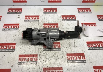 Contact Cu Cheie Volkswagen Polo 6R Cod: 6R0905851B