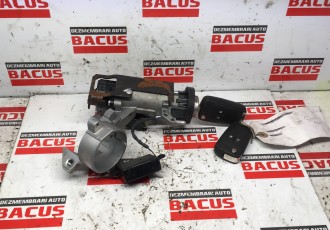 Contact Opel Corsa E cod: 4121694