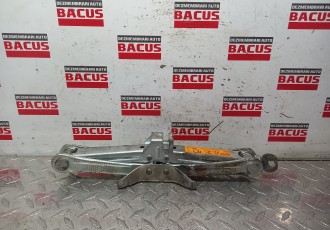 Cric, Nissan Micra 2 (K14)  cod 99550-JX50A