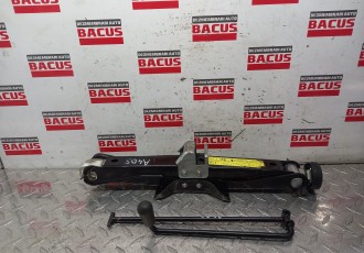 Cric Original Audi A4 B8 (8K) / A5 8T - Cod: 8K0011031