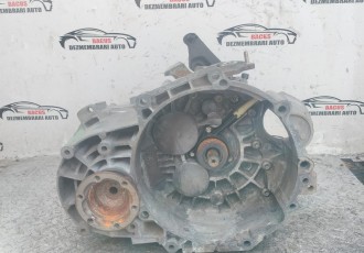 Cutie viteză manuală 4x4 start stop vw Passat b7 2,0 TDI cod cutie NFV 