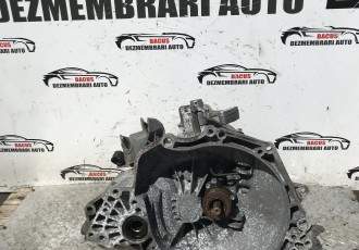 Cutie viteze manuală Opel Corsa E cu 5 trepte B14XER  cod- B66S374 