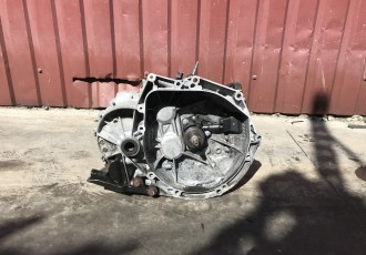 Cutie Viteze SemiAutomata Peugeot 5008 1.6 Diesel